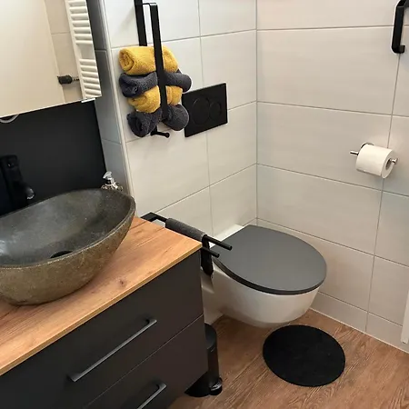 Moderne Oase * باد بيرمونت